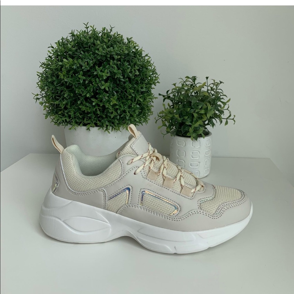 Beige sneakers